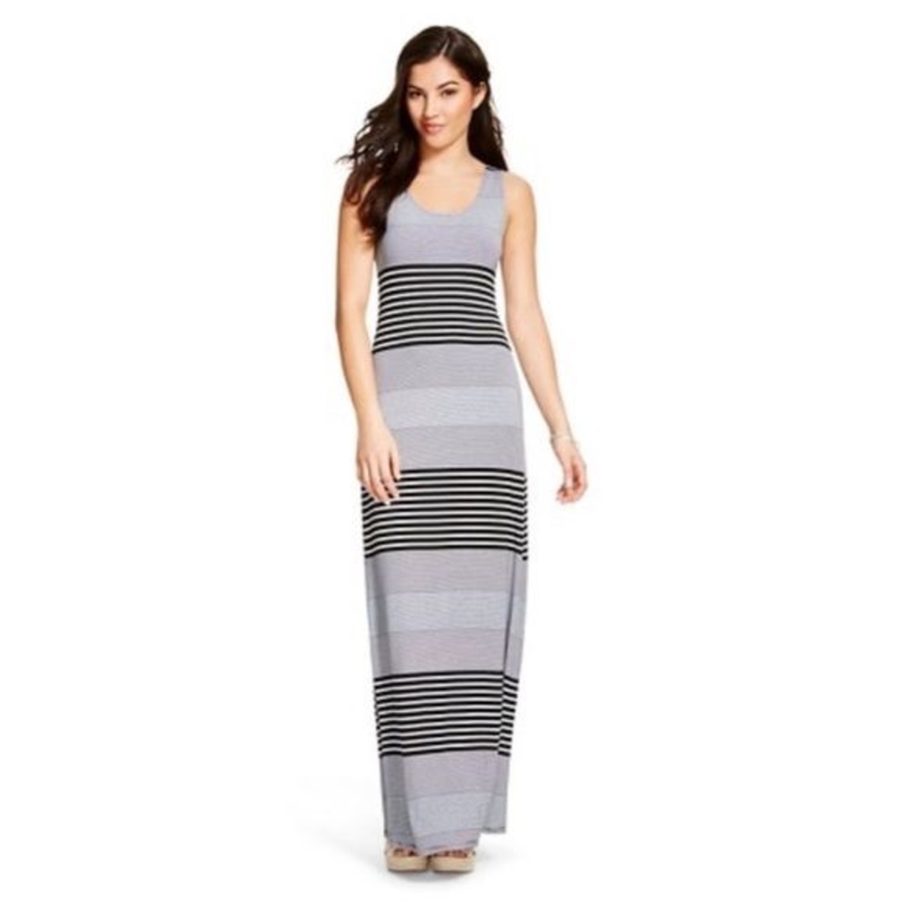 Black and white maxi dress